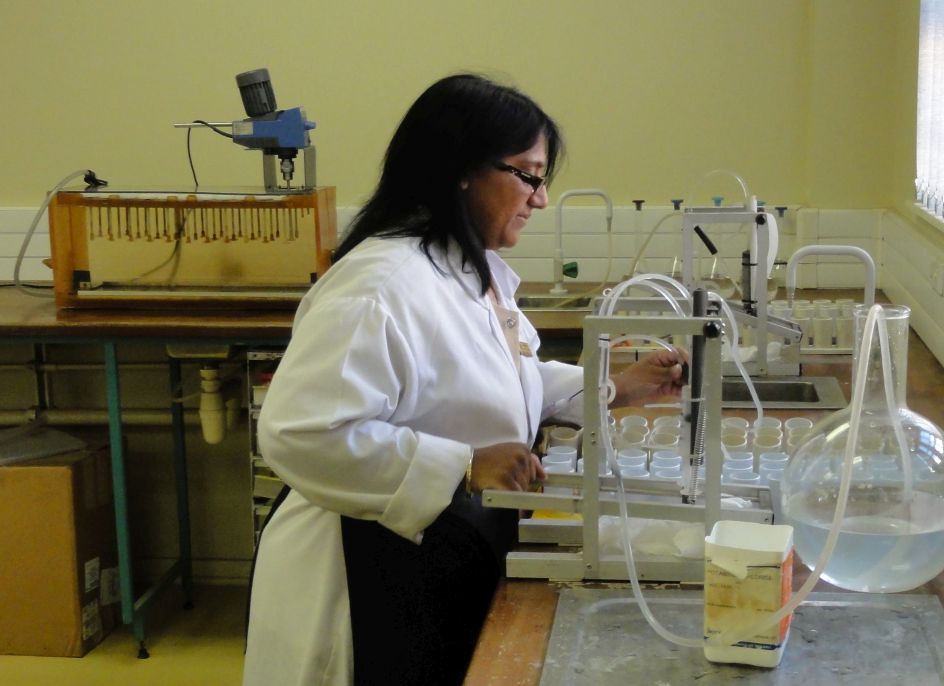 tecnico di laboratorio analisi del suolo
