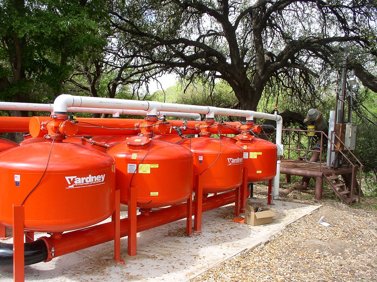 orange irrigation filtration tanks